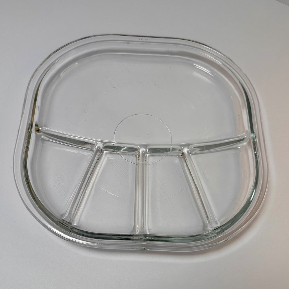 2 Vintage Clear Glass Divided Plates Mid-Century Party Trays - Picture 4 of 4